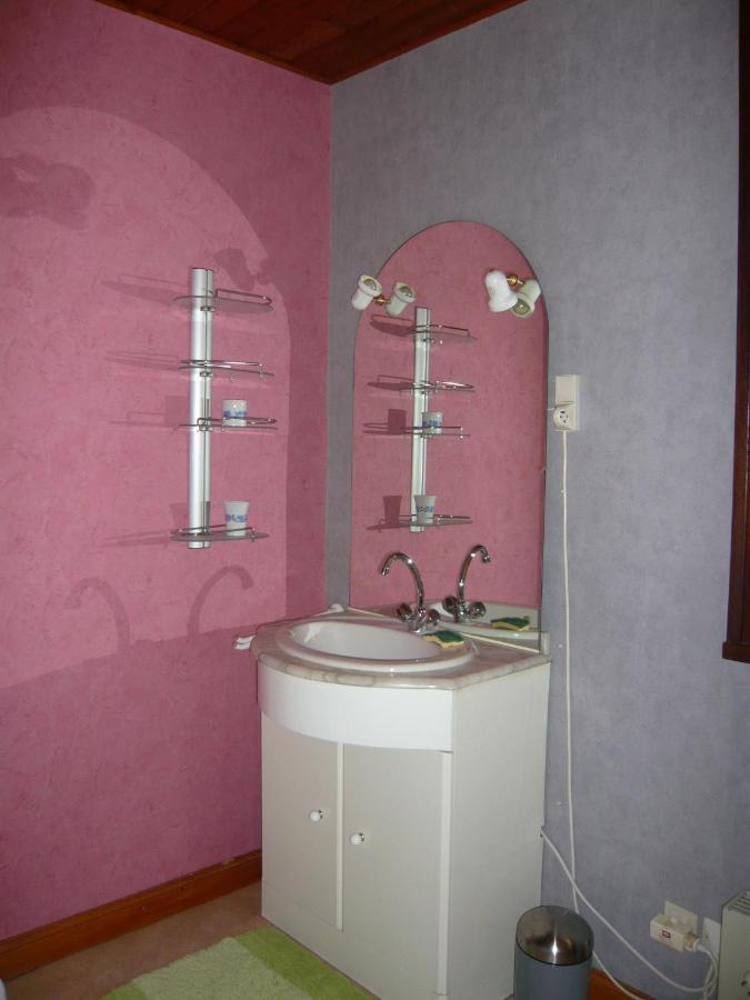 Marc Homestay Saint-Paul-Trois-Chateaux